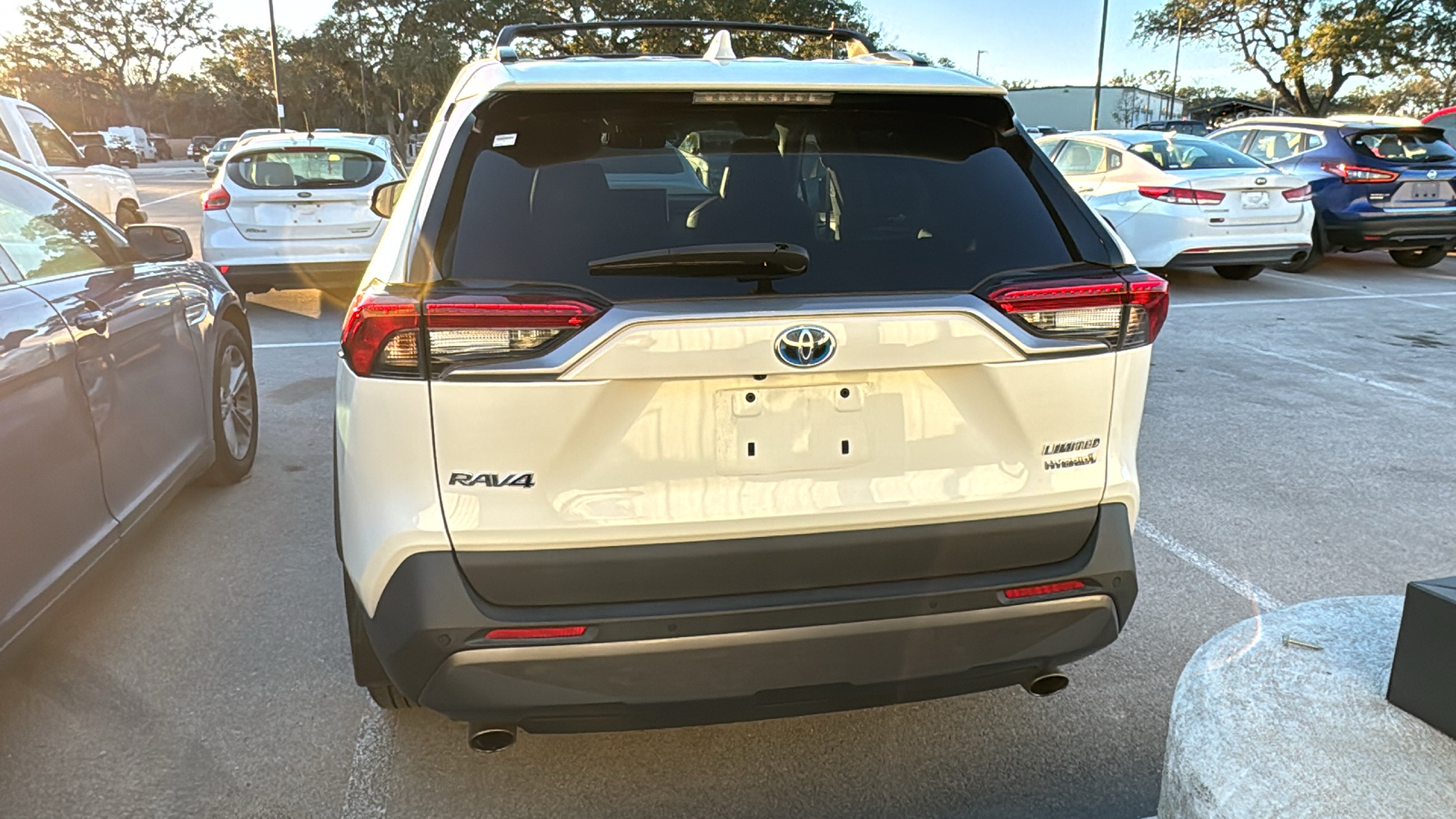 2021 Toyota RAV4 Hybrid Limited 5