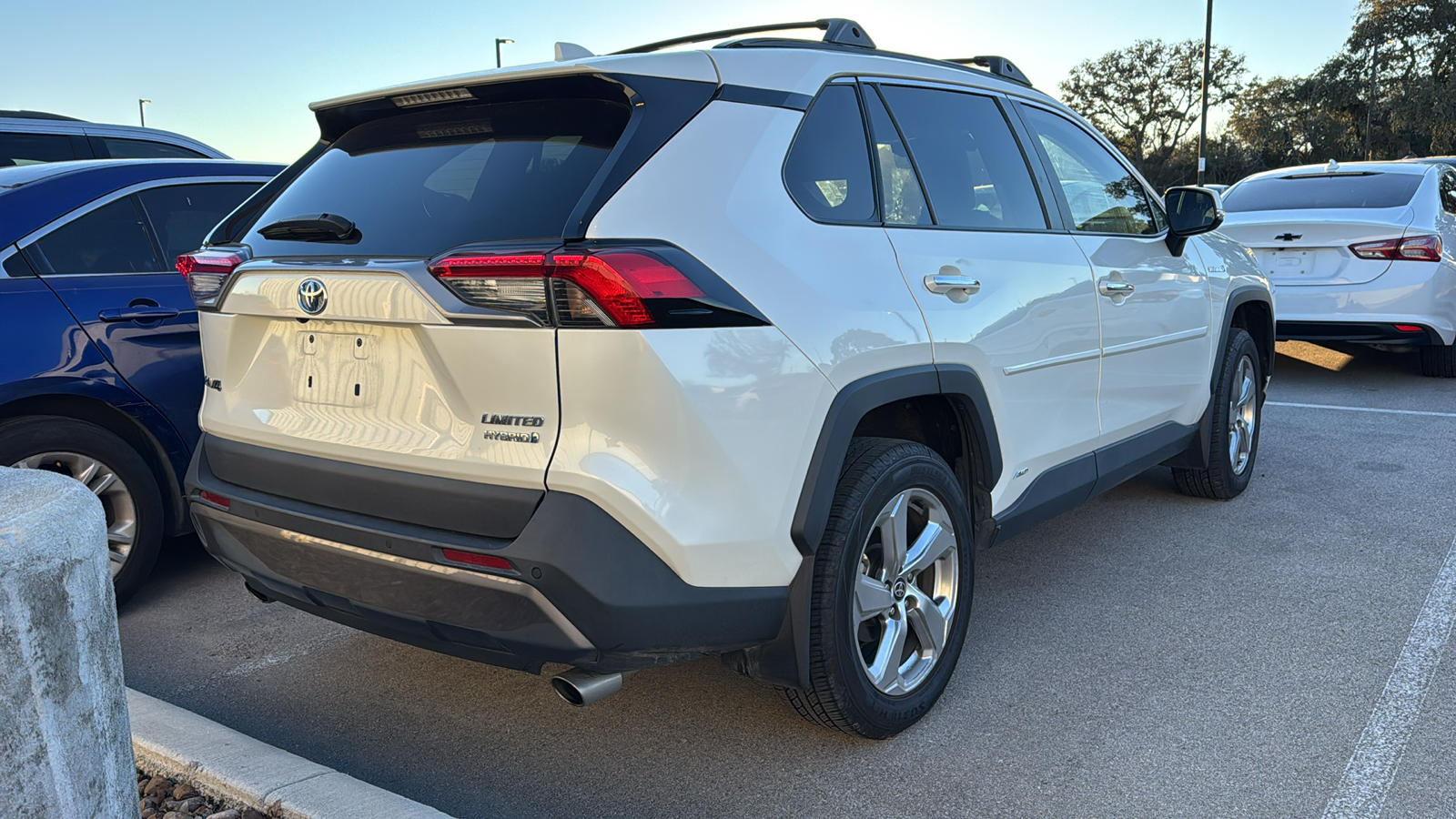 2021 Toyota RAV4 Hybrid Limited 6