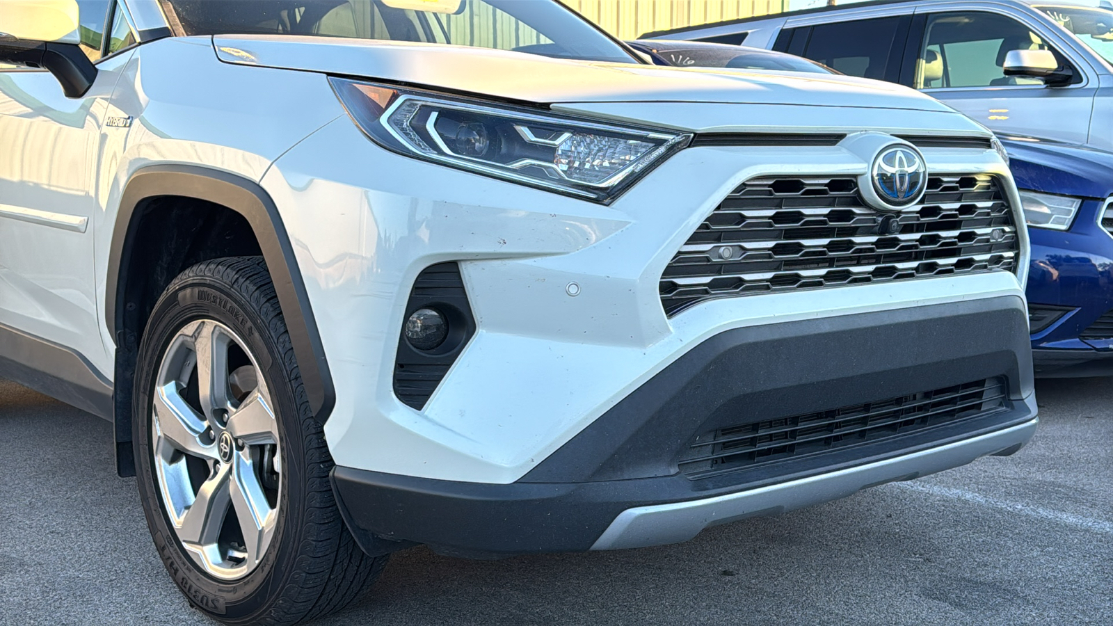 2021 Toyota RAV4 Hybrid Limited 9