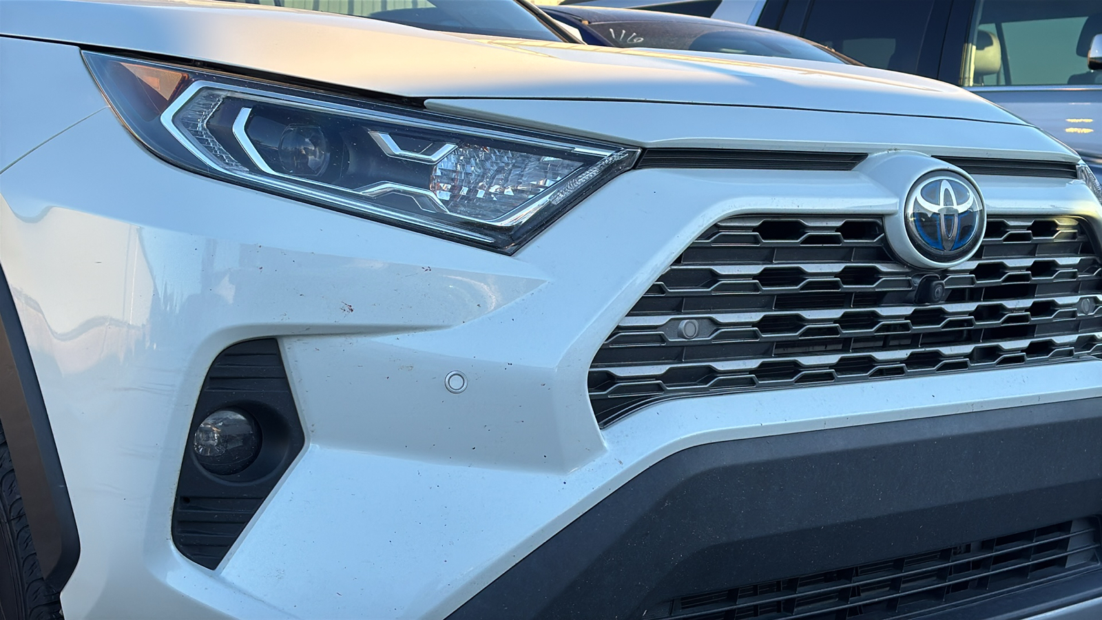 2021 Toyota RAV4 Hybrid Limited 10