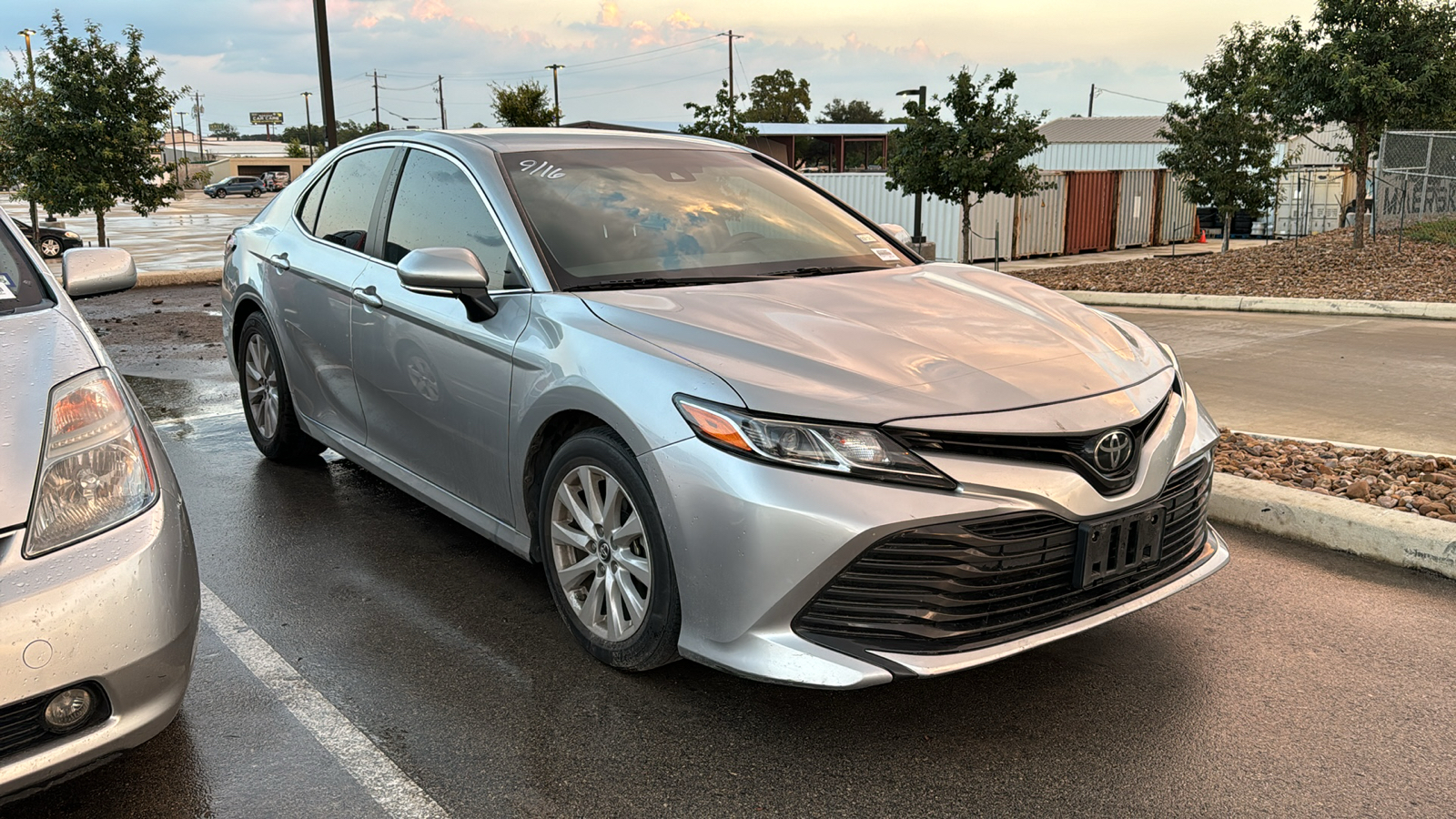 2018 Toyota Camry LE 2