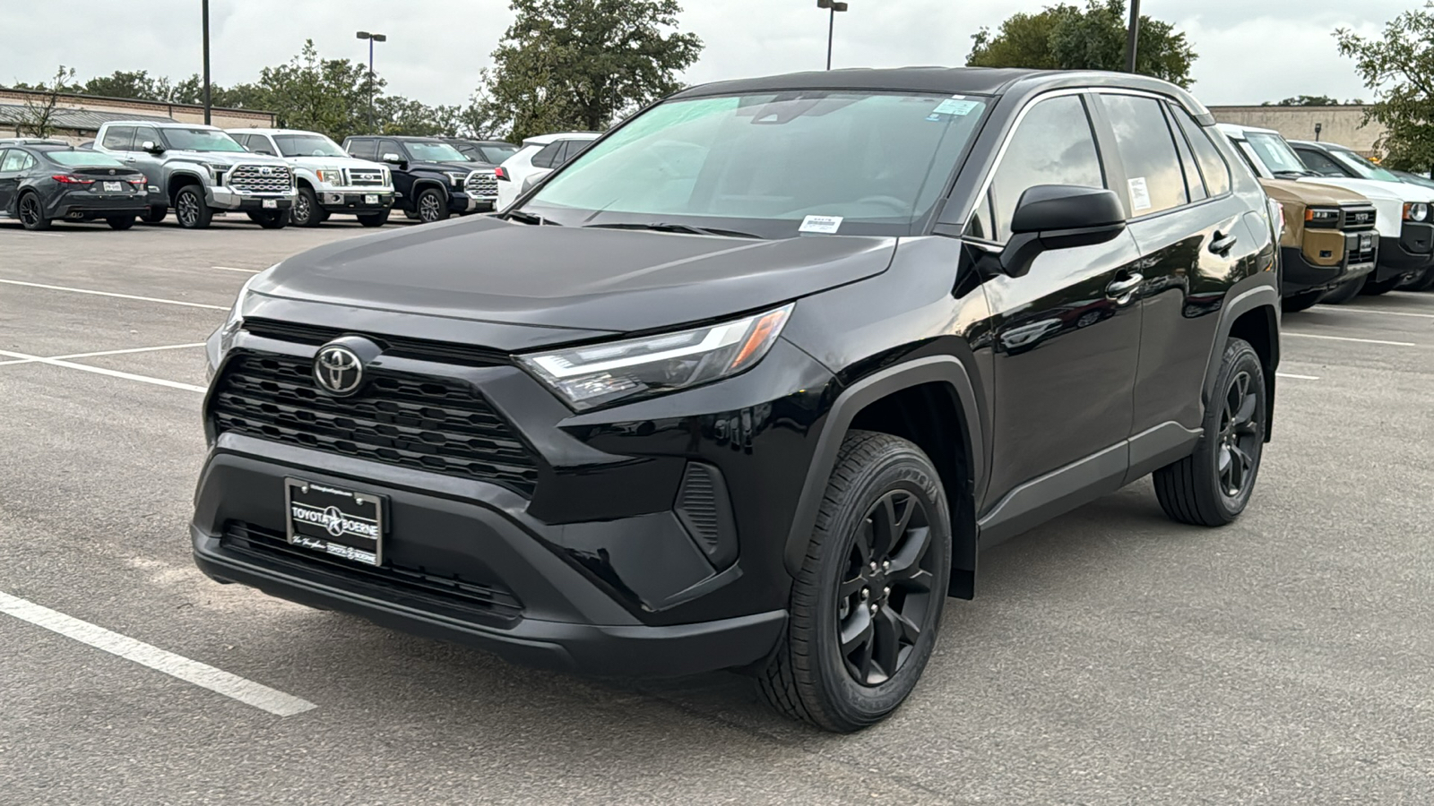 2024 Toyota RAV4 LE 3