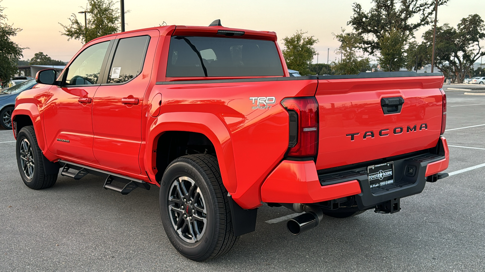 2024 Toyota Tacoma TRD Sport 6