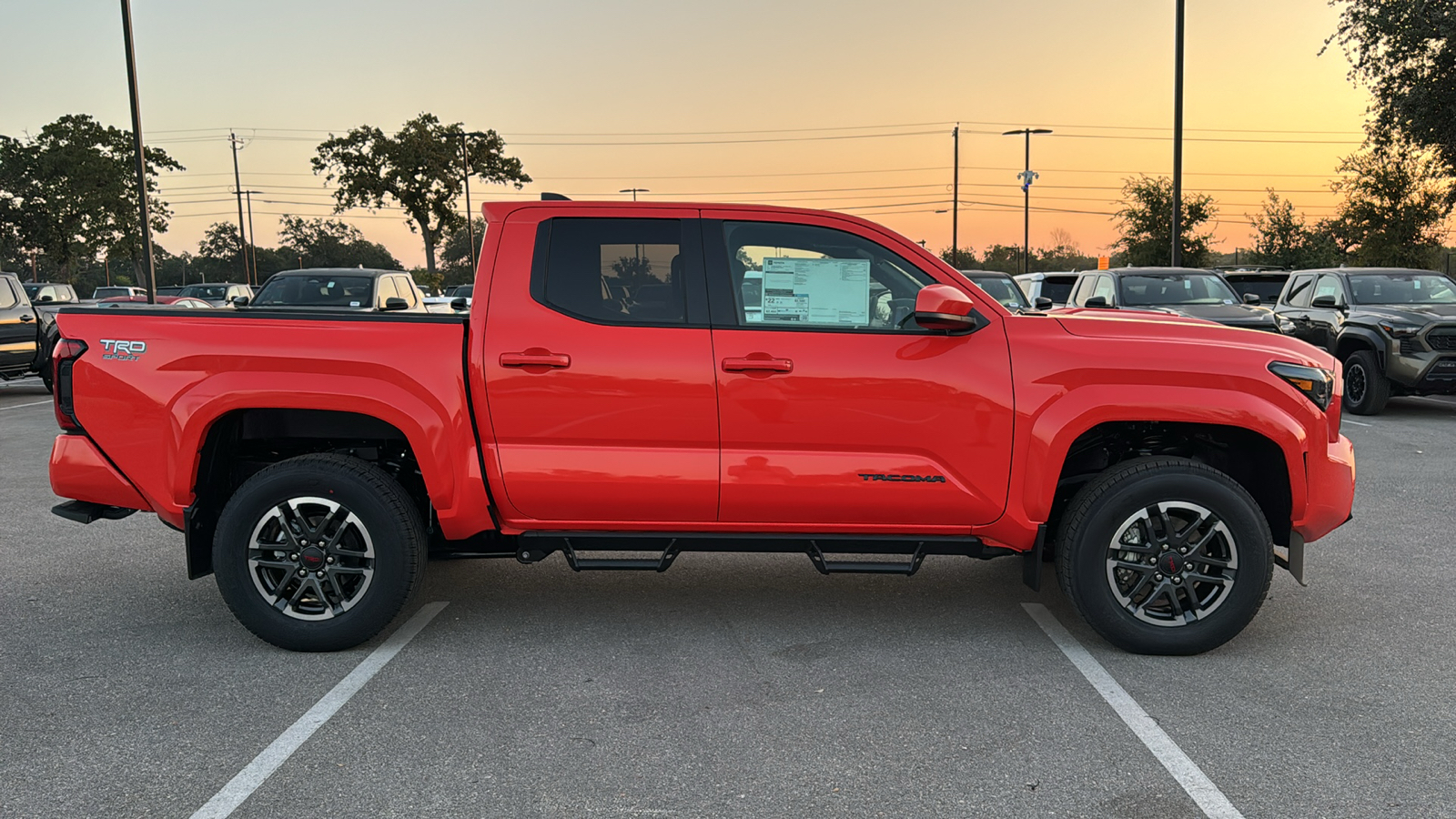 2024 Toyota Tacoma TRD Sport 9