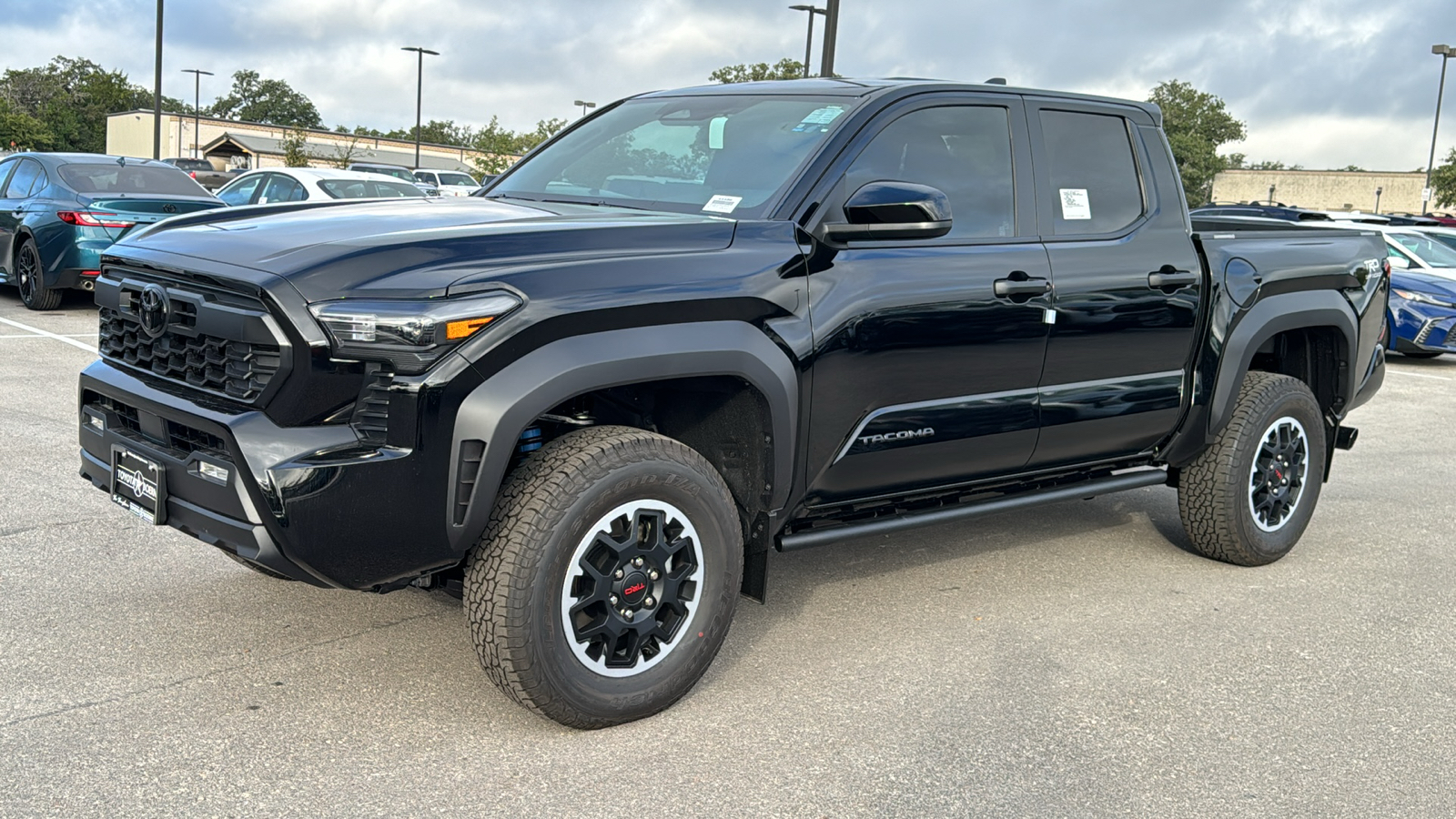 2024 Toyota Tacoma TRD Off-Road 3