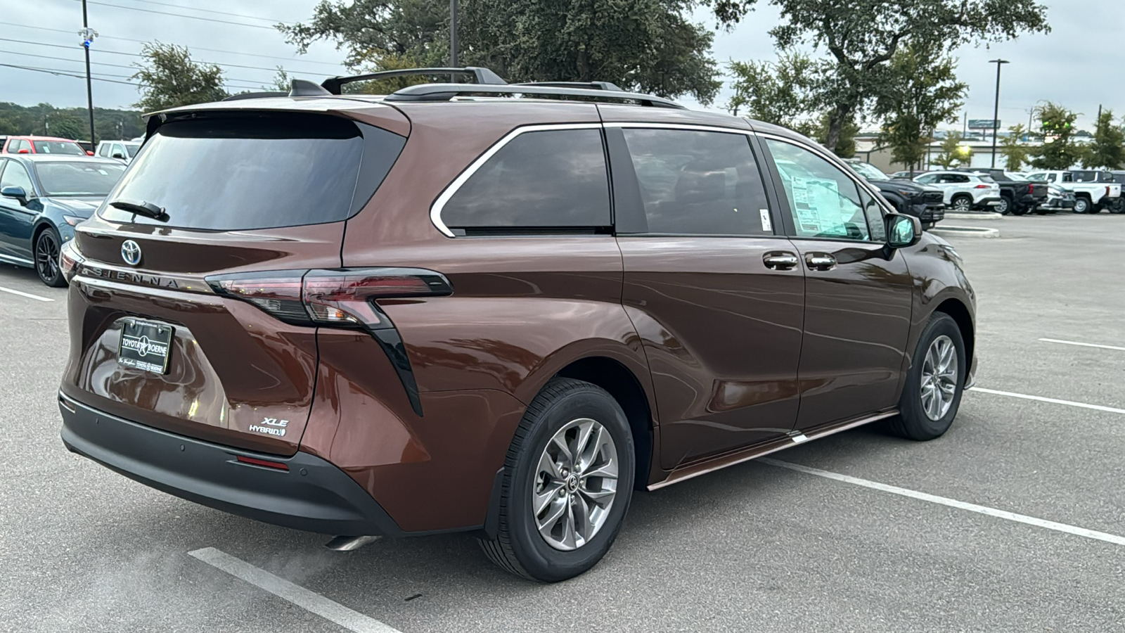 2024 Toyota Sienna XLE 7