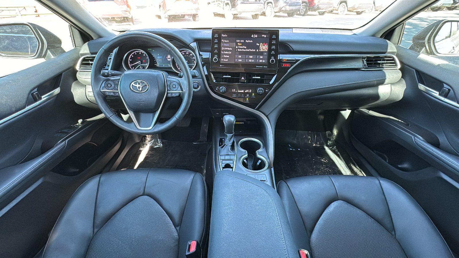 2023 Toyota Camry XLE 18