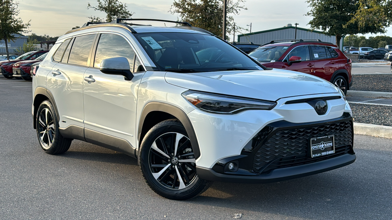 2024 Toyota Corolla Cross Hybrid XSE 24