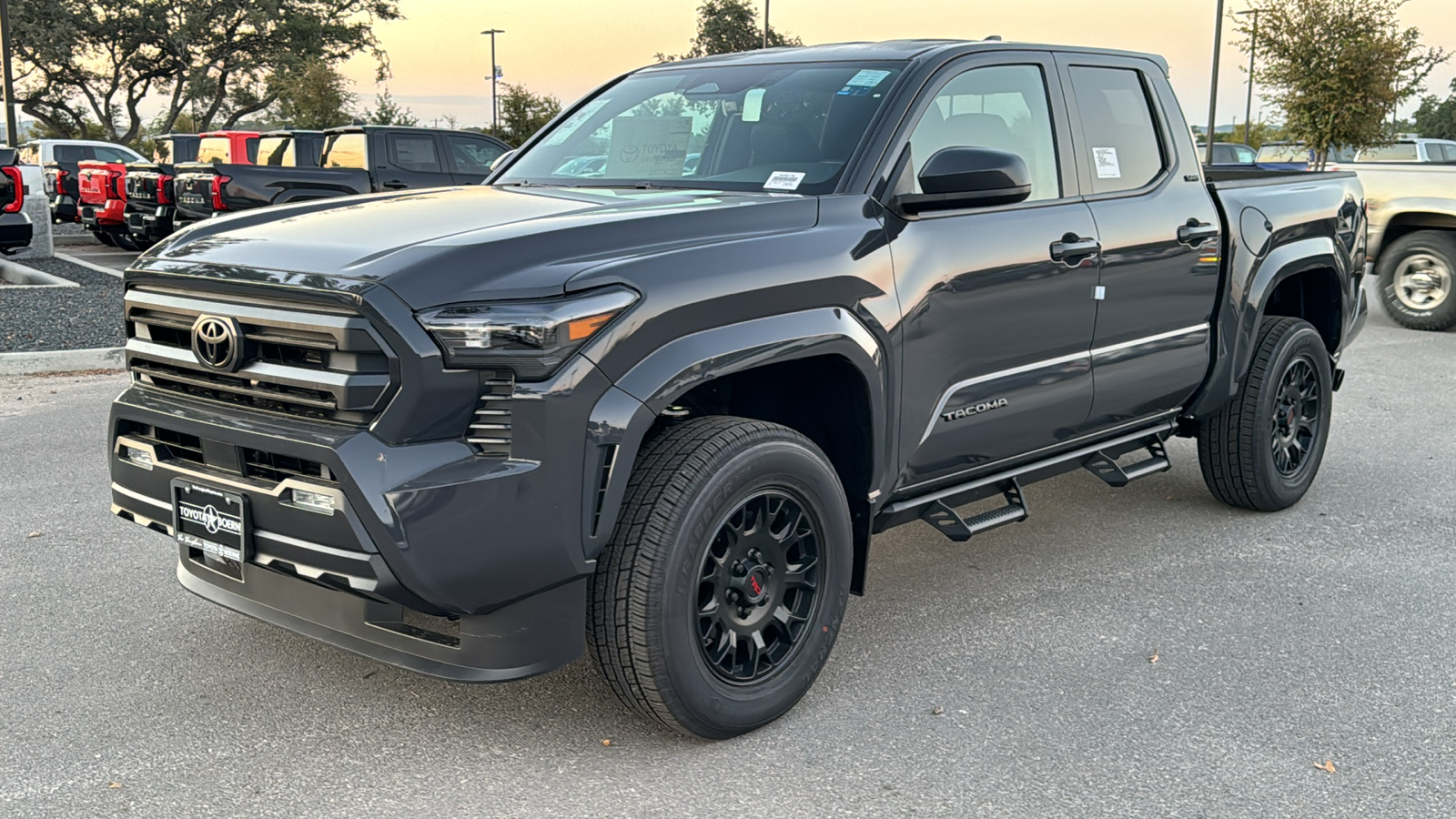 2024 Toyota Tacoma SR5 3