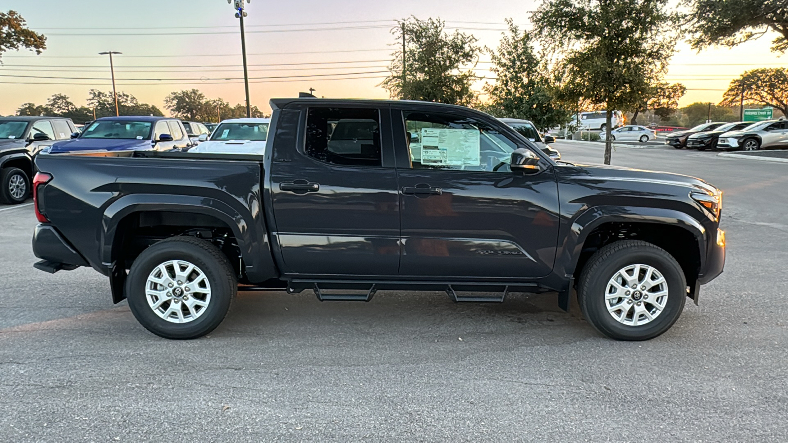 2024 Toyota Tacoma SR5 8