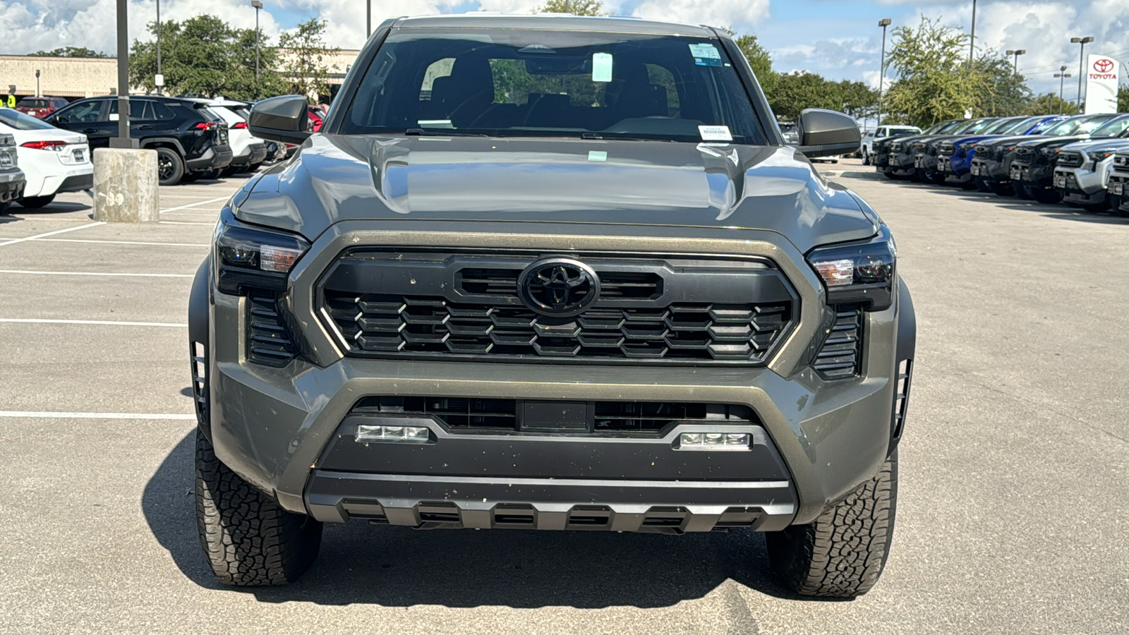 2024 Toyota Tacoma TRD Off-Road 2