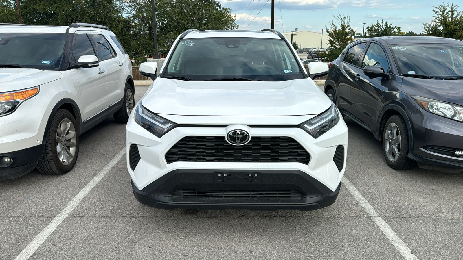 2024 Toyota RAV4 XLE 2