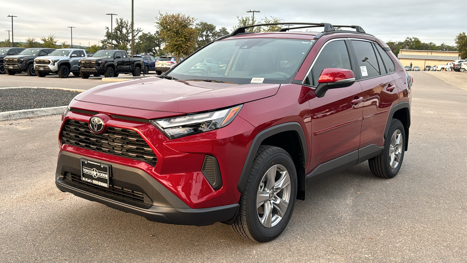 2024 Toyota RAV4 XLE 3