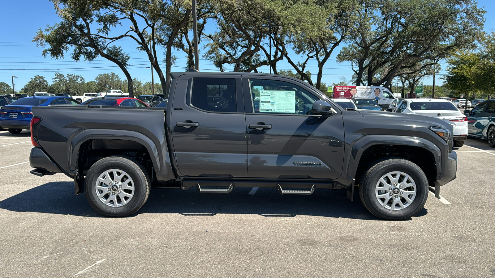 2024 Toyota Tacoma SR5 8