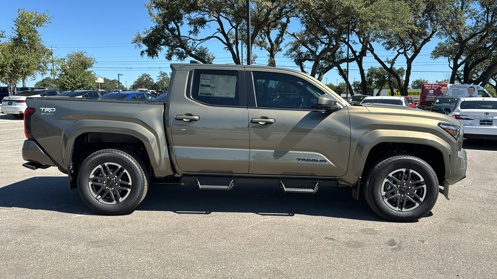 2024 Toyota Tacoma TRD Sport 8