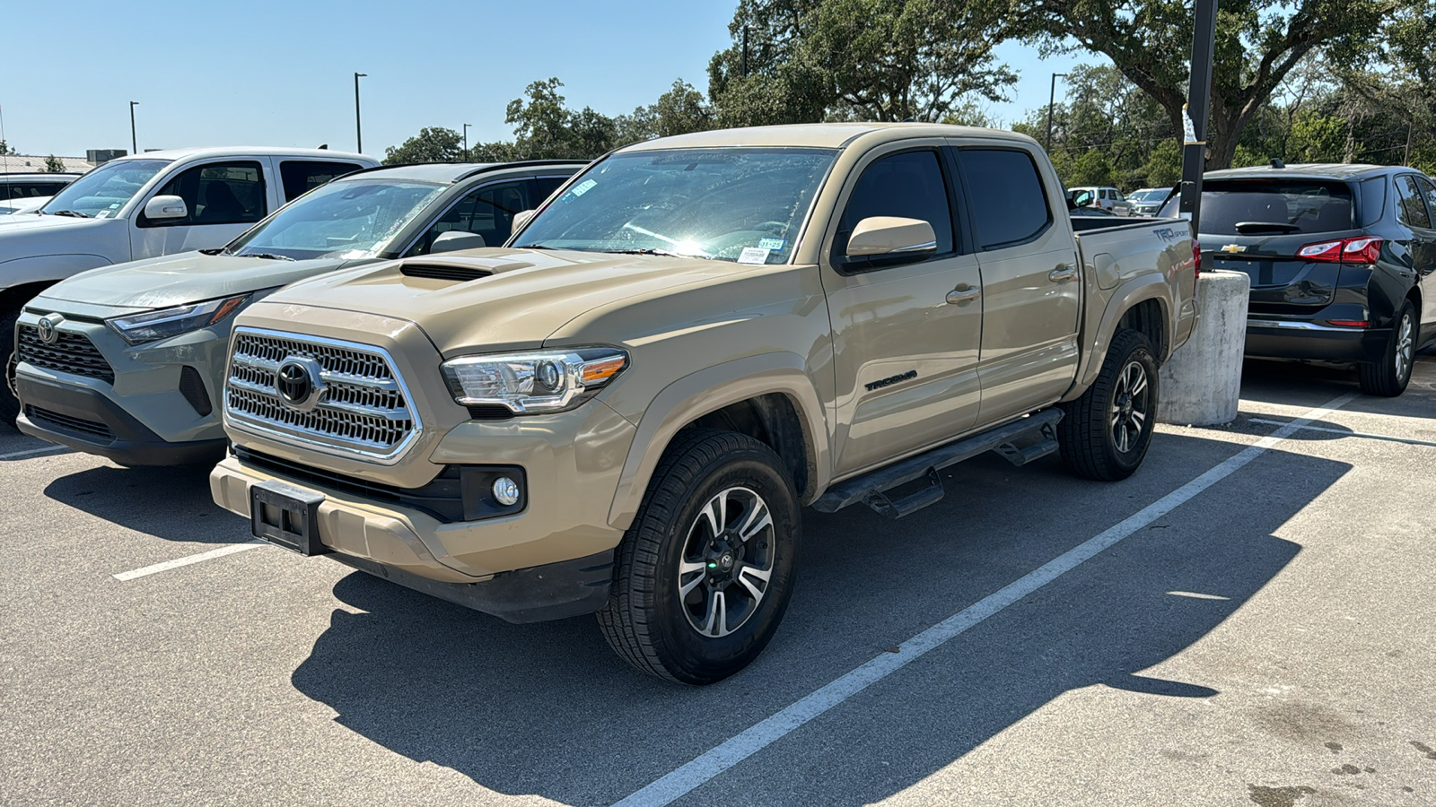 2017 Toyota Tacoma TRD Sport 3