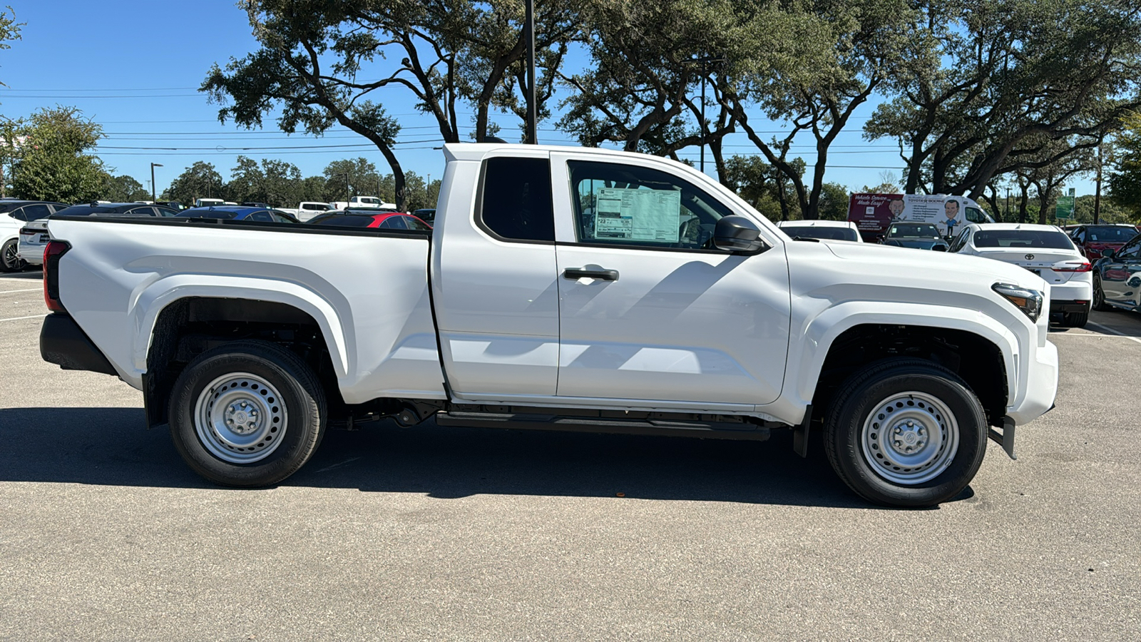 2024 Toyota Tacoma SR 8