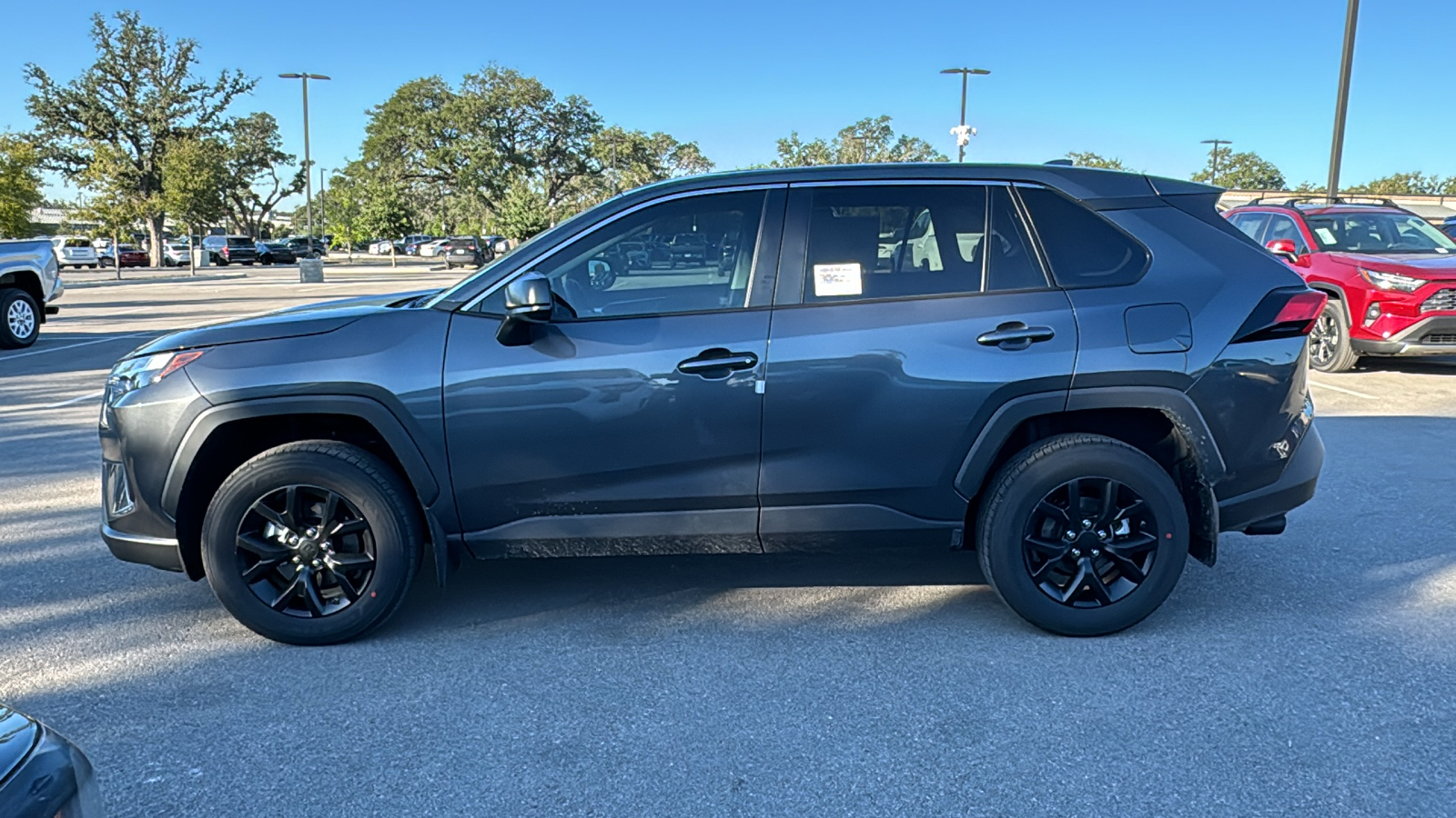 2024 Toyota RAV4 LE 4