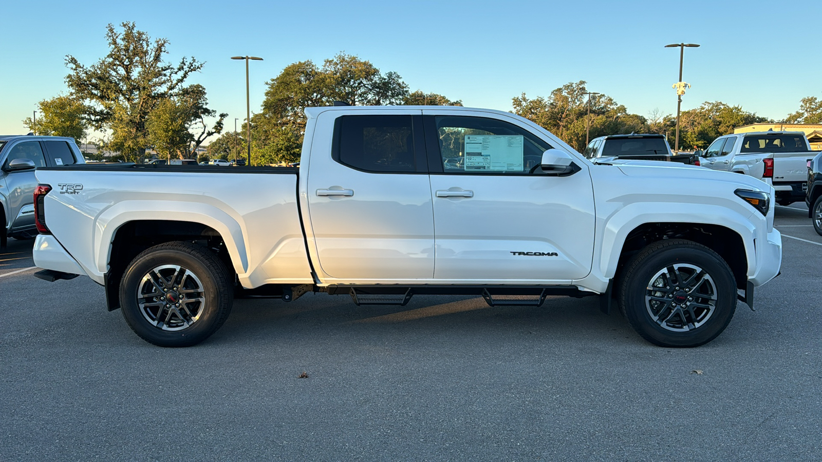 2024 Toyota Tacoma TRD Sport 8