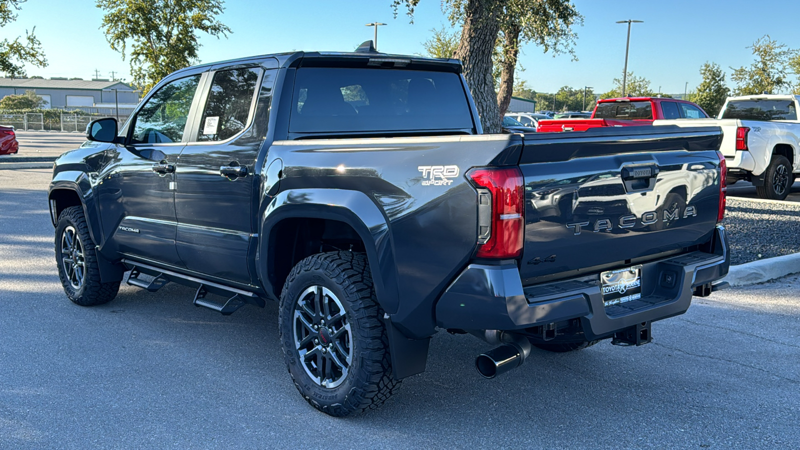 2024 Toyota Tacoma TRD Sport 6