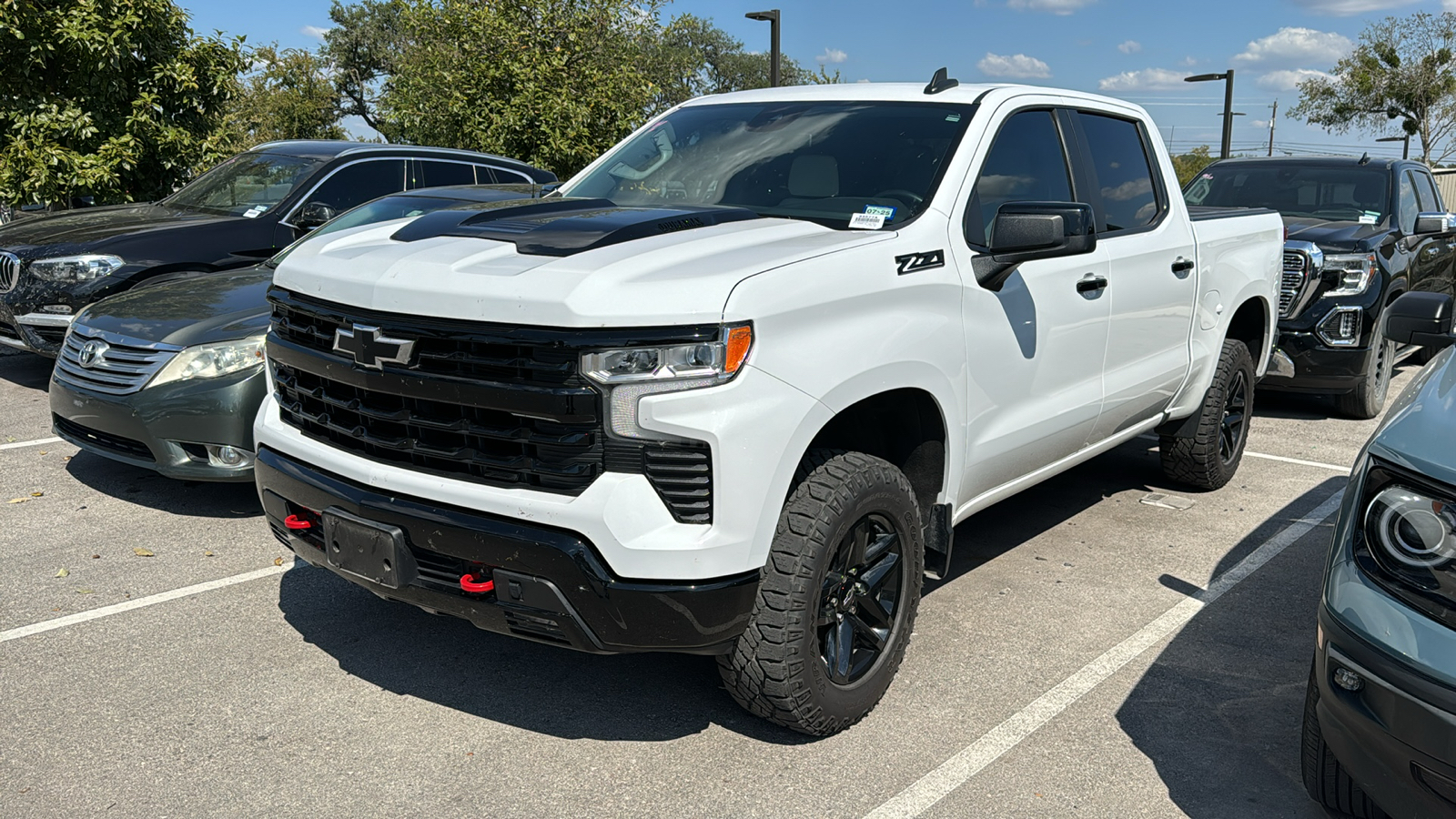 2023 Chevrolet Silverado 1500 LT Trail Boss 3