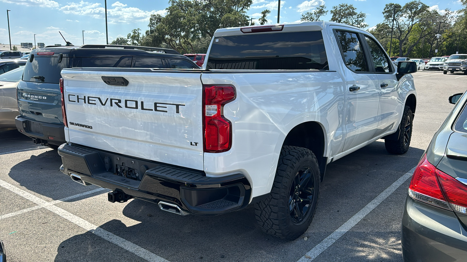 2023 Chevrolet Silverado 1500 LT Trail Boss 6