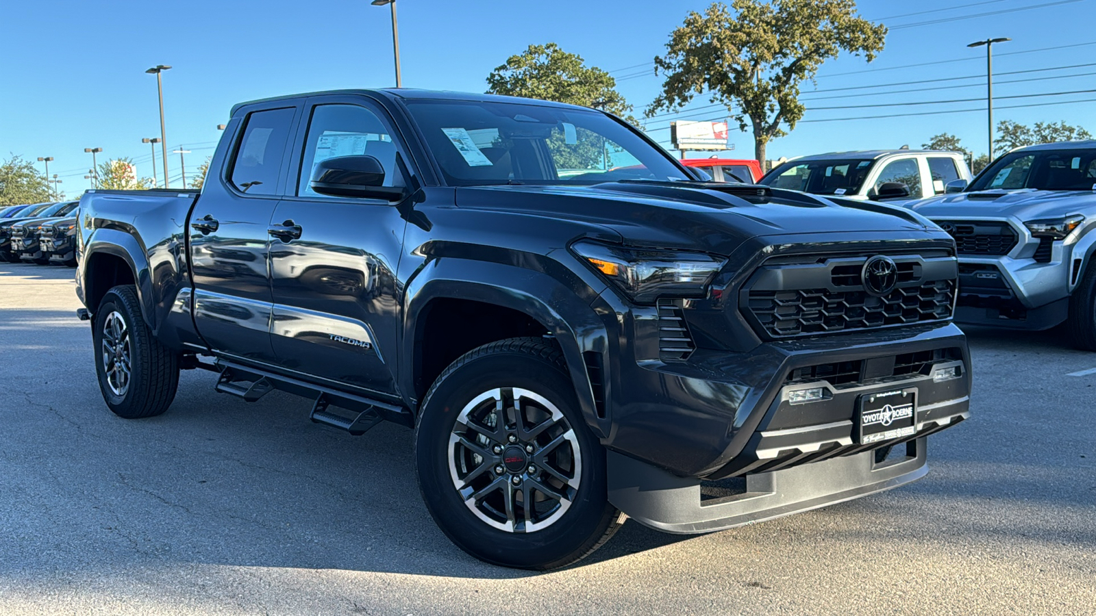 2024 Toyota Tacoma TRD Sport 2