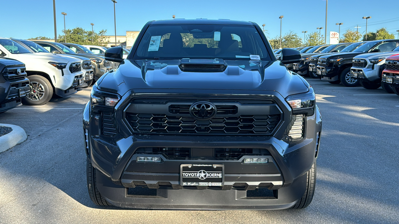 2024 Toyota Tacoma TRD Sport 3