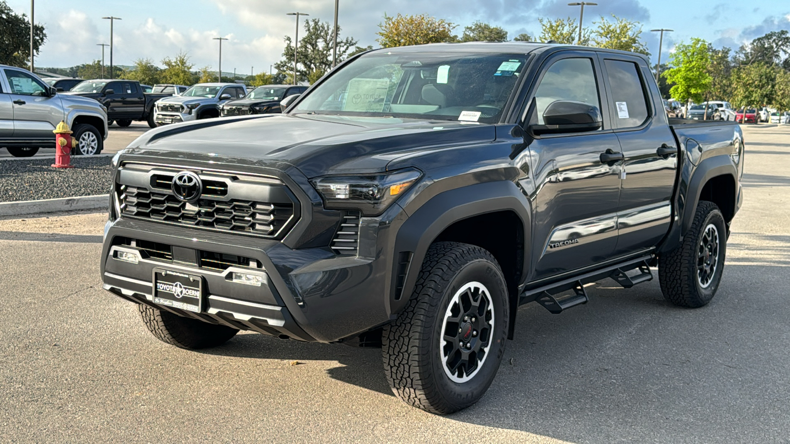 2024 Toyota Tacoma TRD Off-Road 3