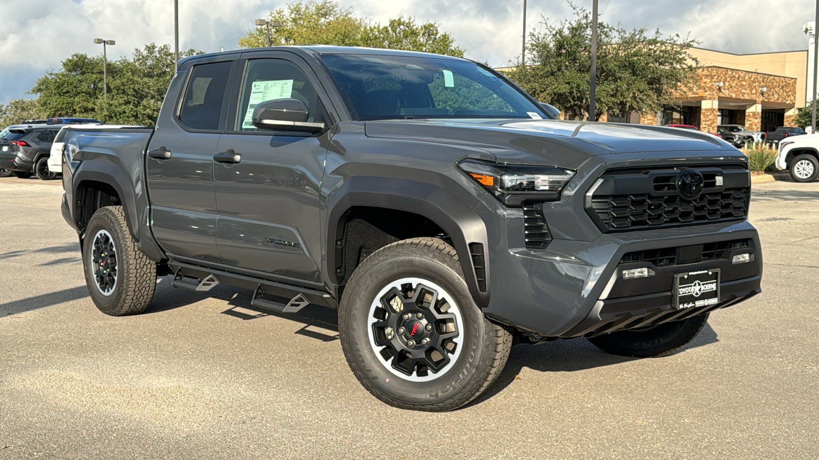 2024 Toyota Tacoma TRD Off-Road 24