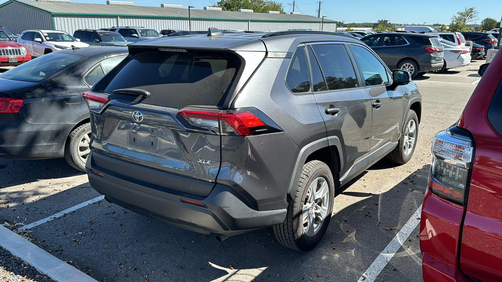 2021 Toyota RAV4 XLE 6