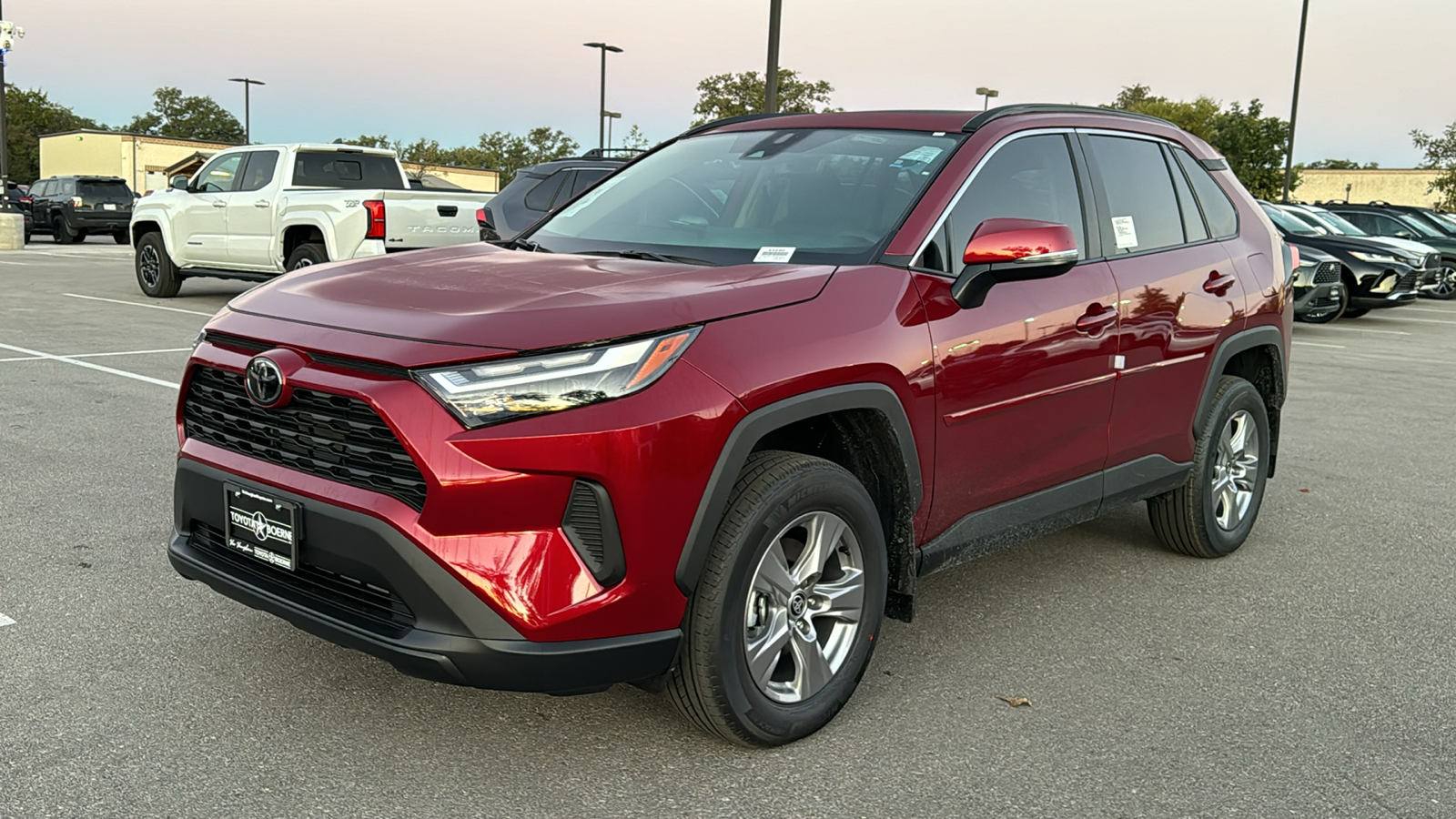 2024 Toyota RAV4 XLE 3