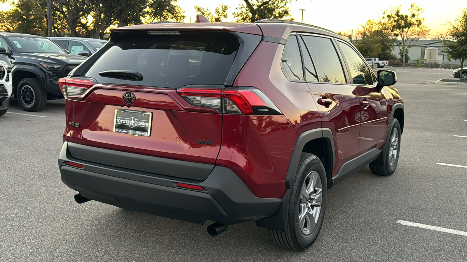 2024 Toyota RAV4 XLE 7