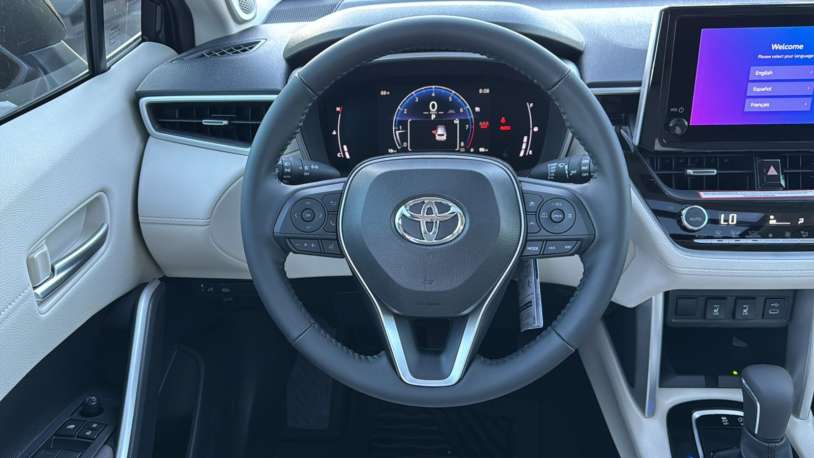 2024 Toyota Corolla Cross XLE 17