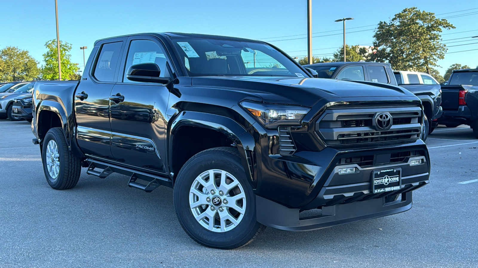 2024 Toyota Tacoma SR5 24