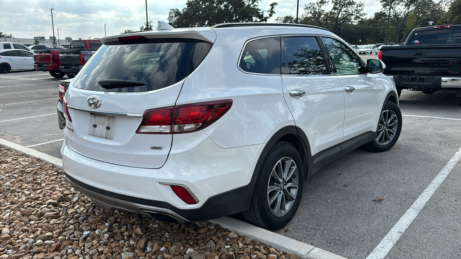 2017 Hyundai Santa Fe SE 7