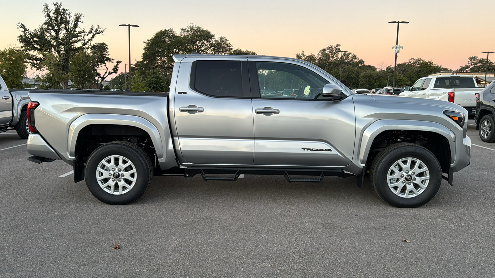 2024 Toyota Tacoma SR5 8