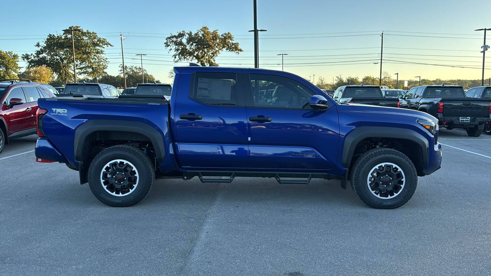 2024 Toyota Tacoma TRD Off-Road 8