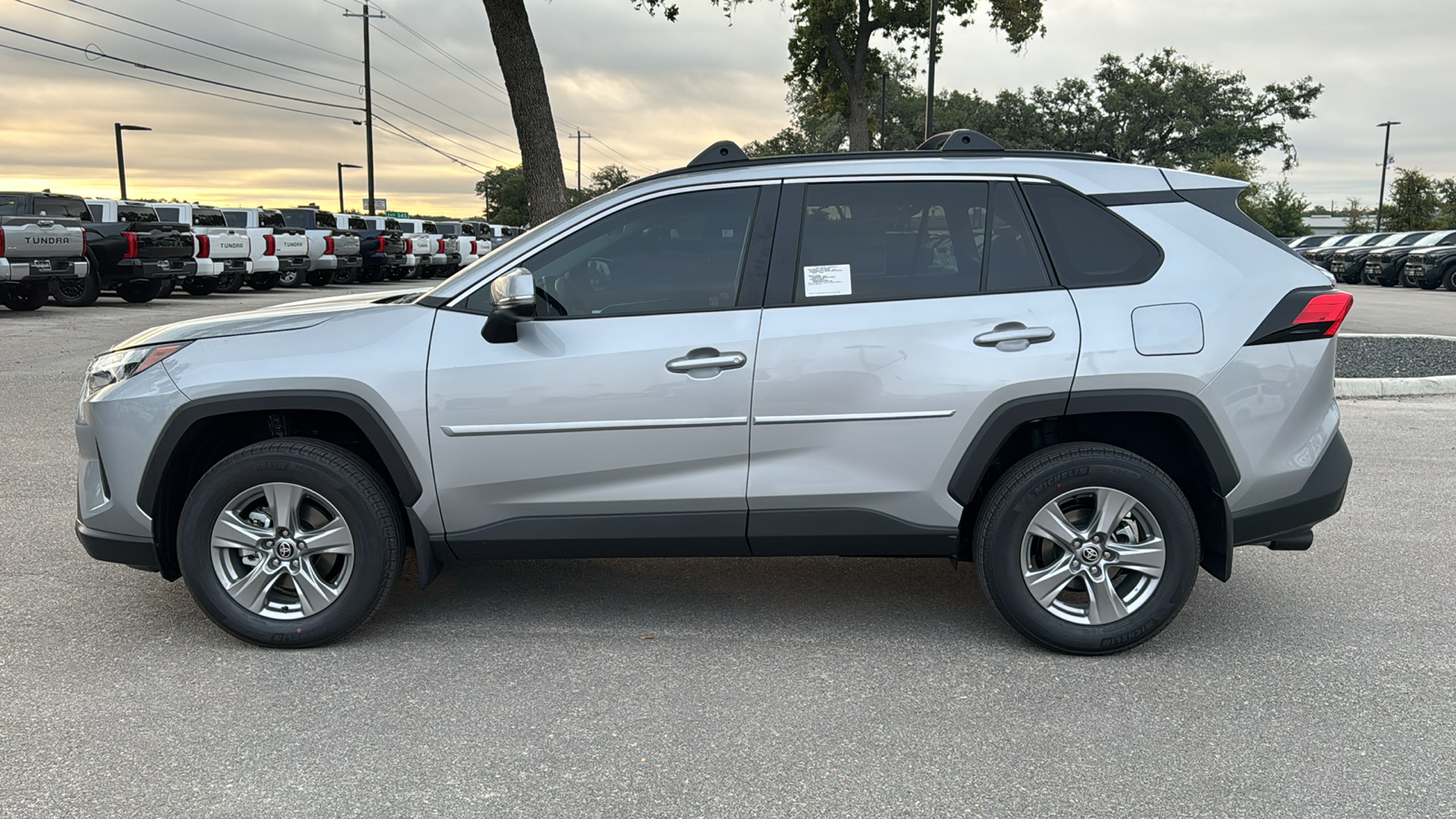 2024 Toyota RAV4 XLE 4