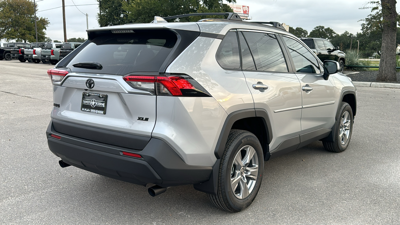 2024 Toyota RAV4 XLE 7