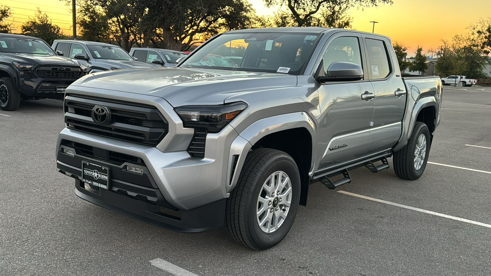 2024 Toyota Tacoma SR5 3