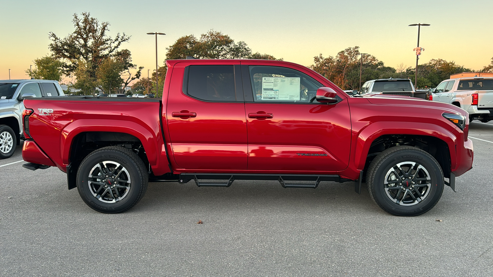 2024 Toyota Tacoma TRD Sport 8