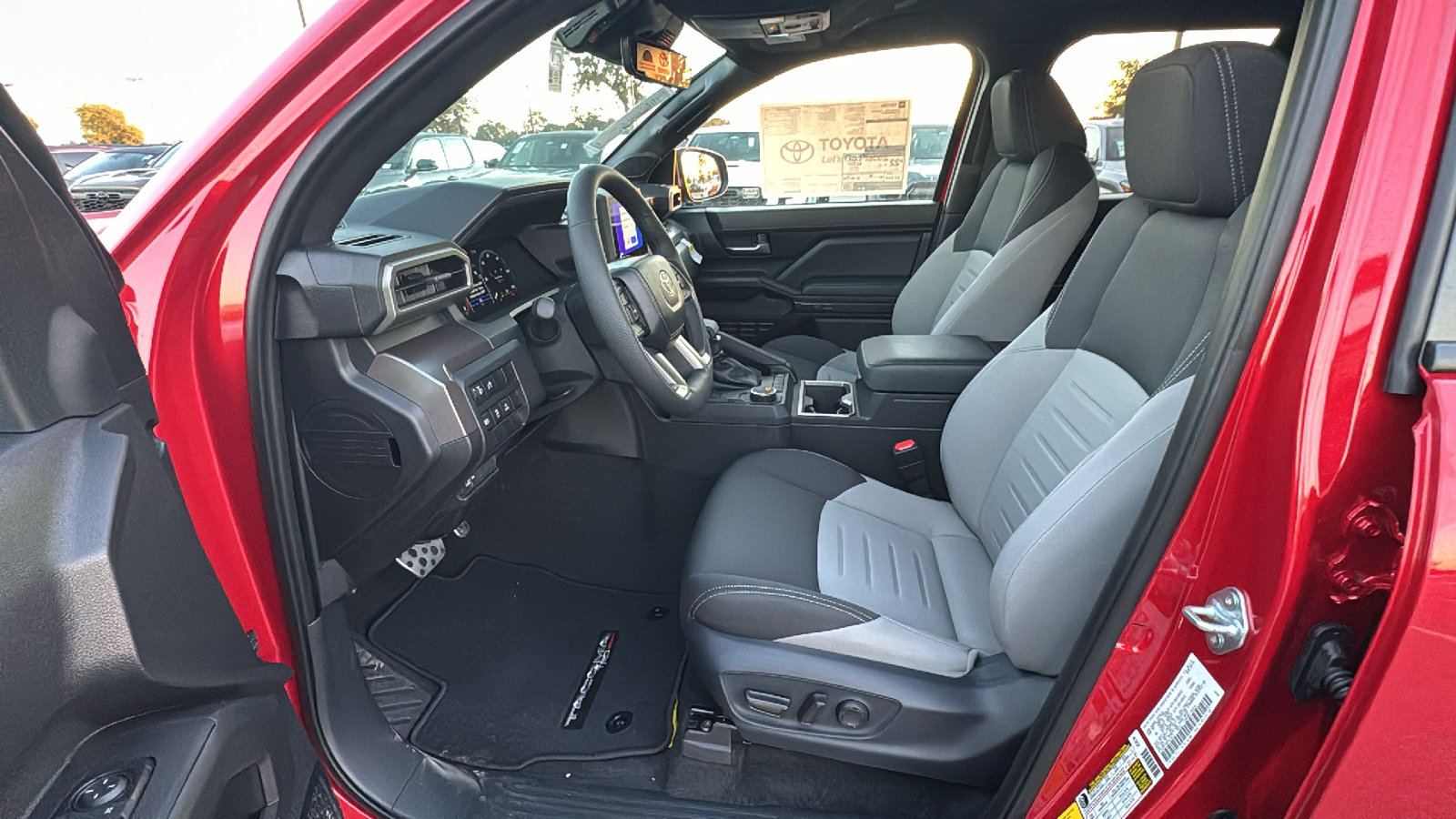 2024 Toyota Tacoma TRD Sport 13