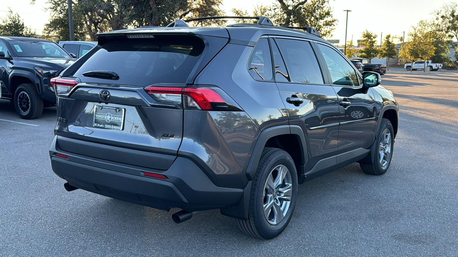 2024 Toyota RAV4 XLE 7