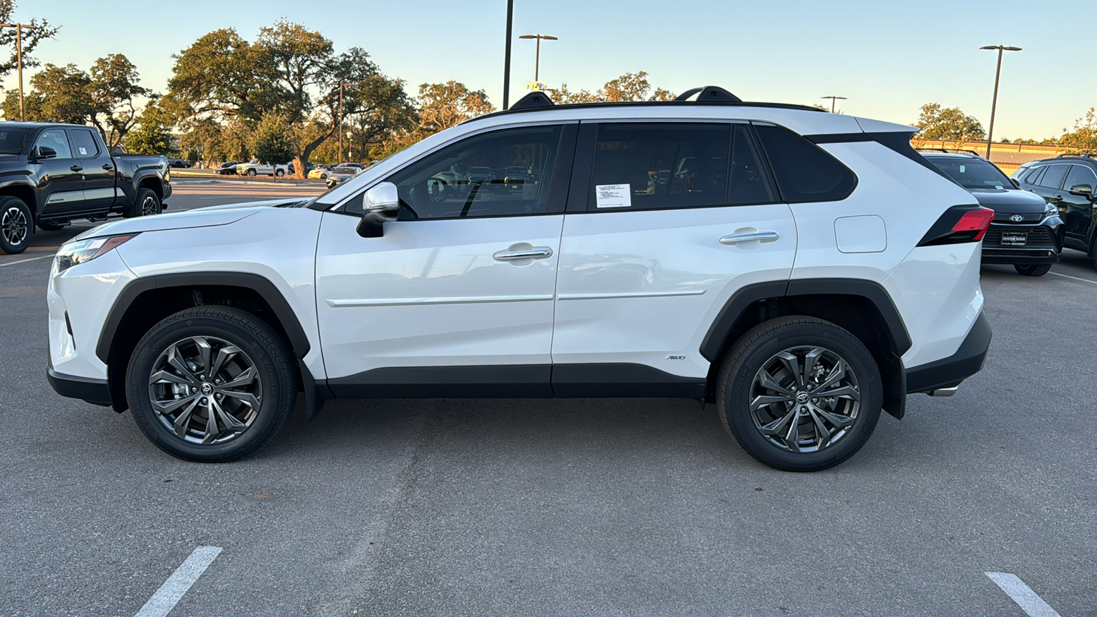 2024 Toyota RAV4 Hybrid Limited 4