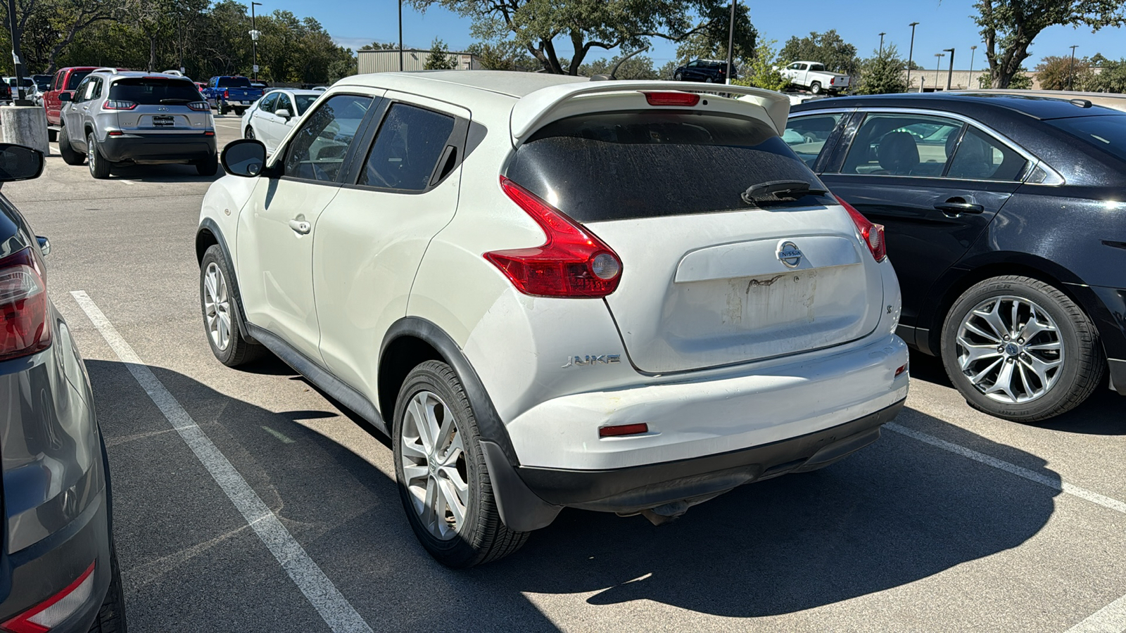 2011 Nissan Juke SV 4