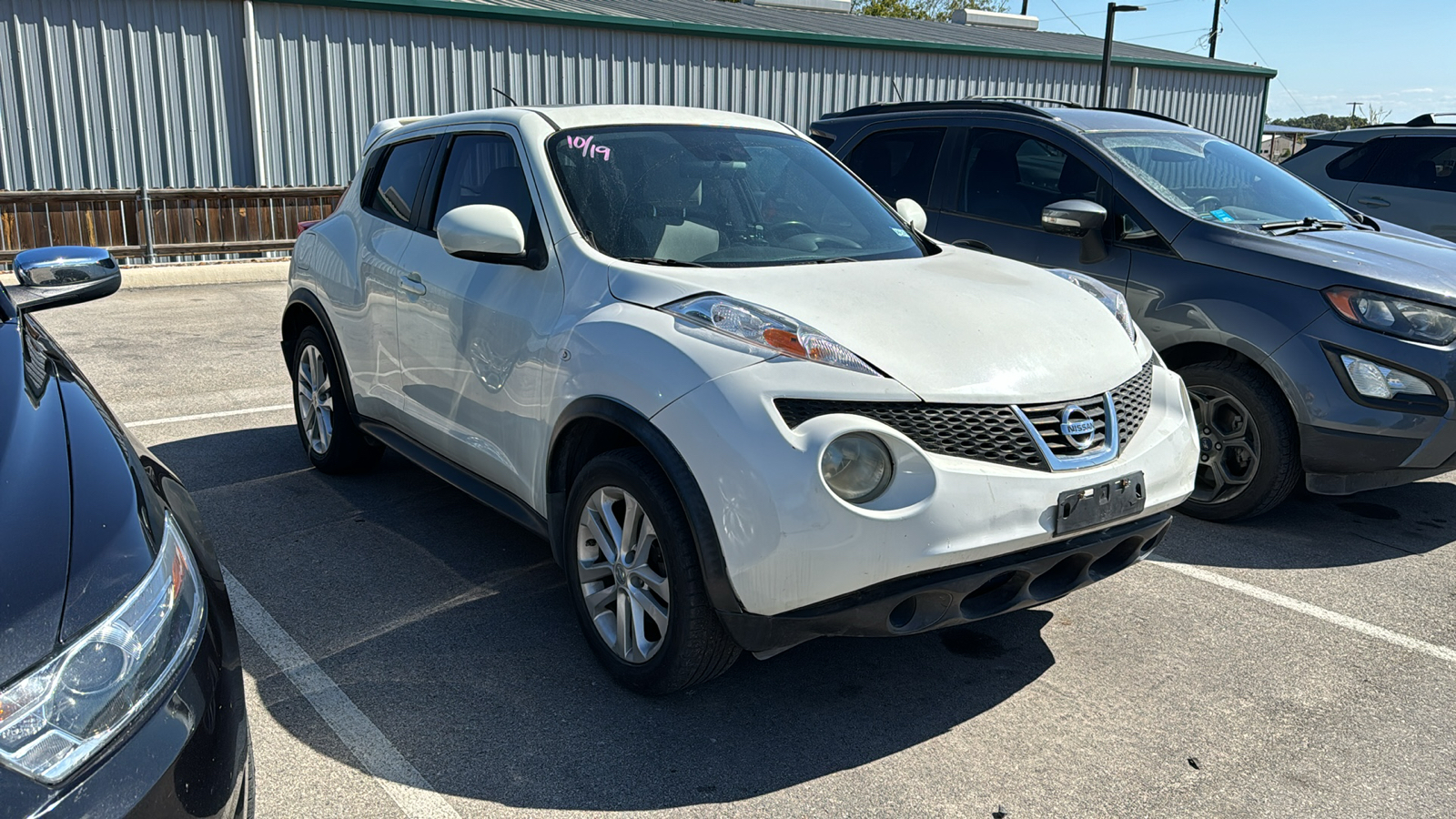 2011 Nissan Juke SV 11