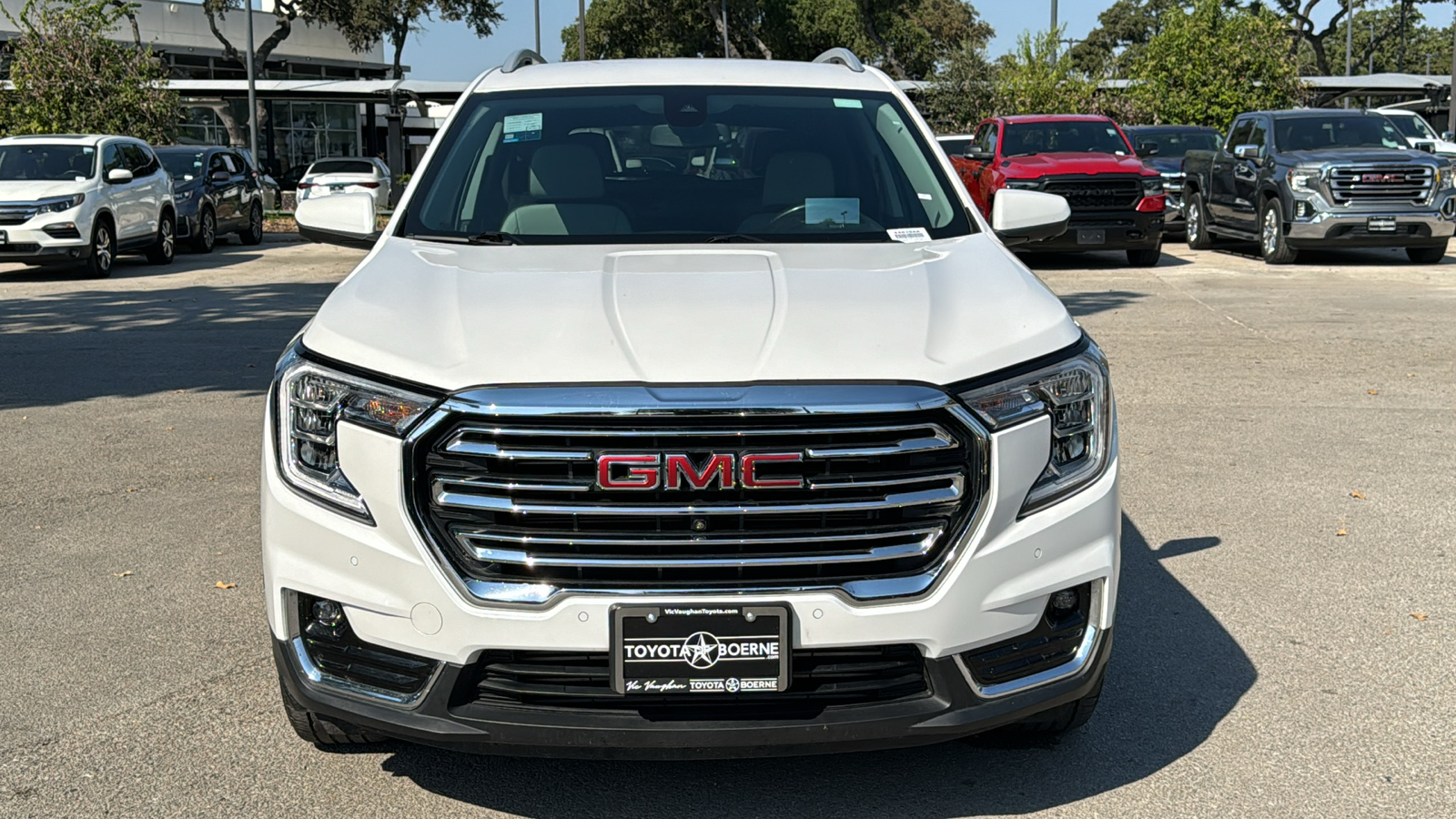 2022 GMC Terrain SLT 2