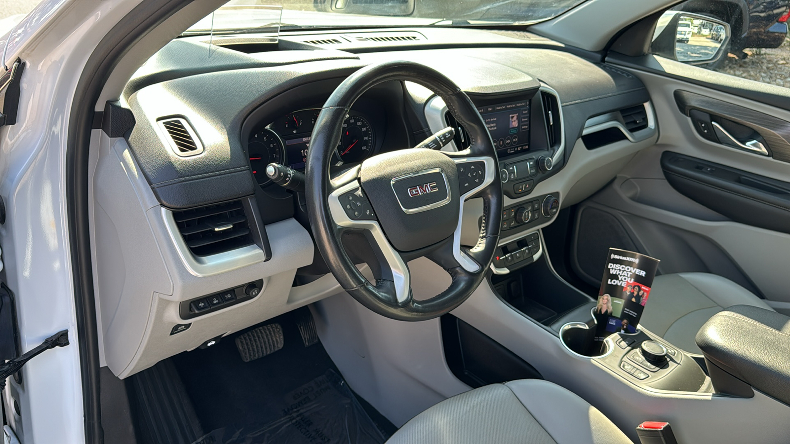 2022 GMC Terrain SLT 11