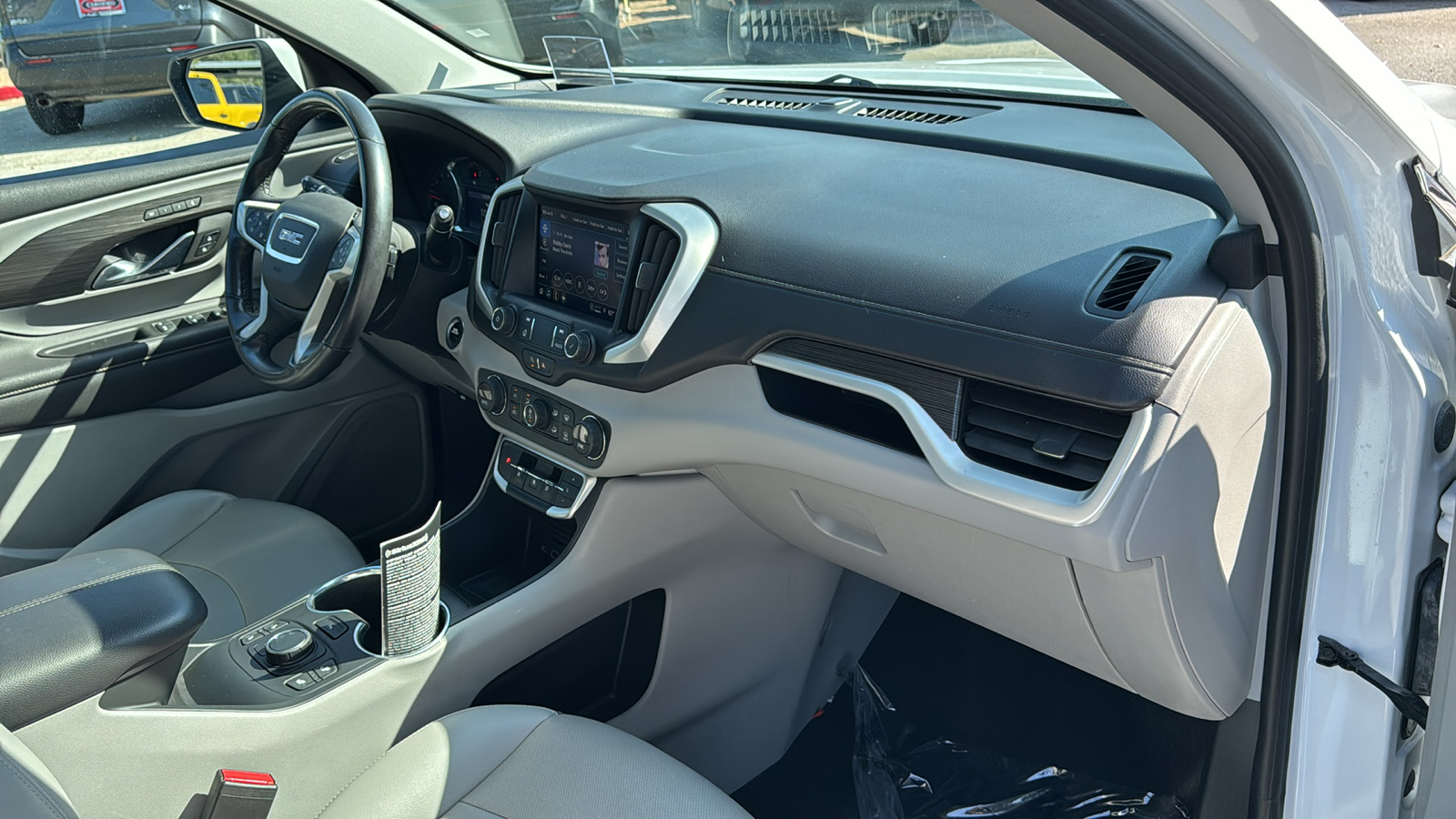 2022 GMC Terrain SLT 22